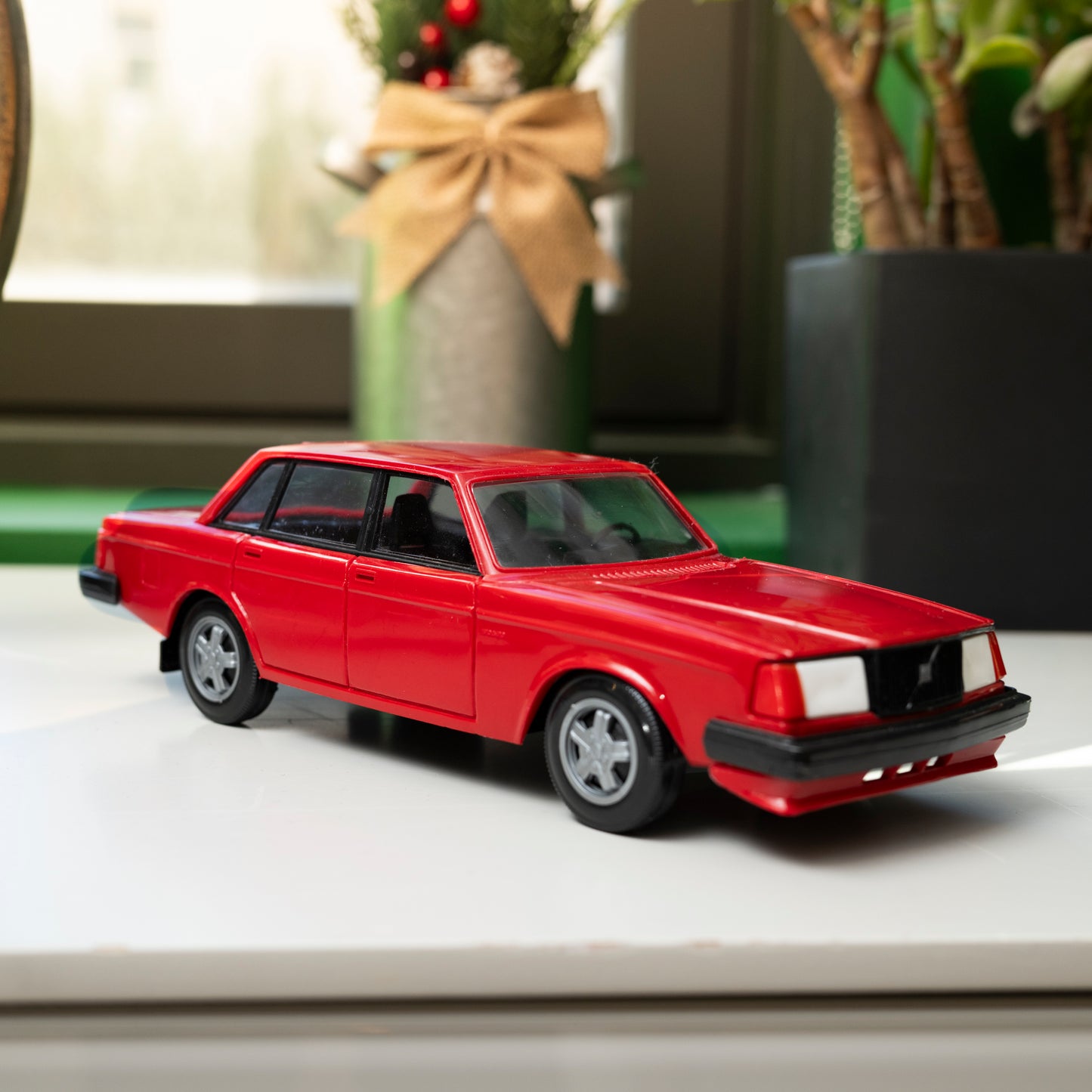 Volvo 240GL Sedan Dealer Model by Stahlberg