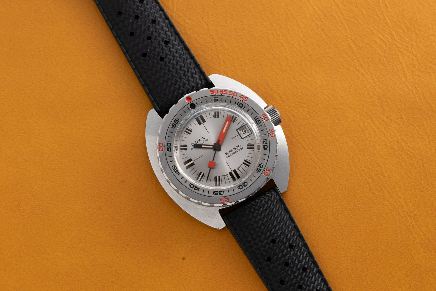 DOXA Sub 300 'No-T' Searambler