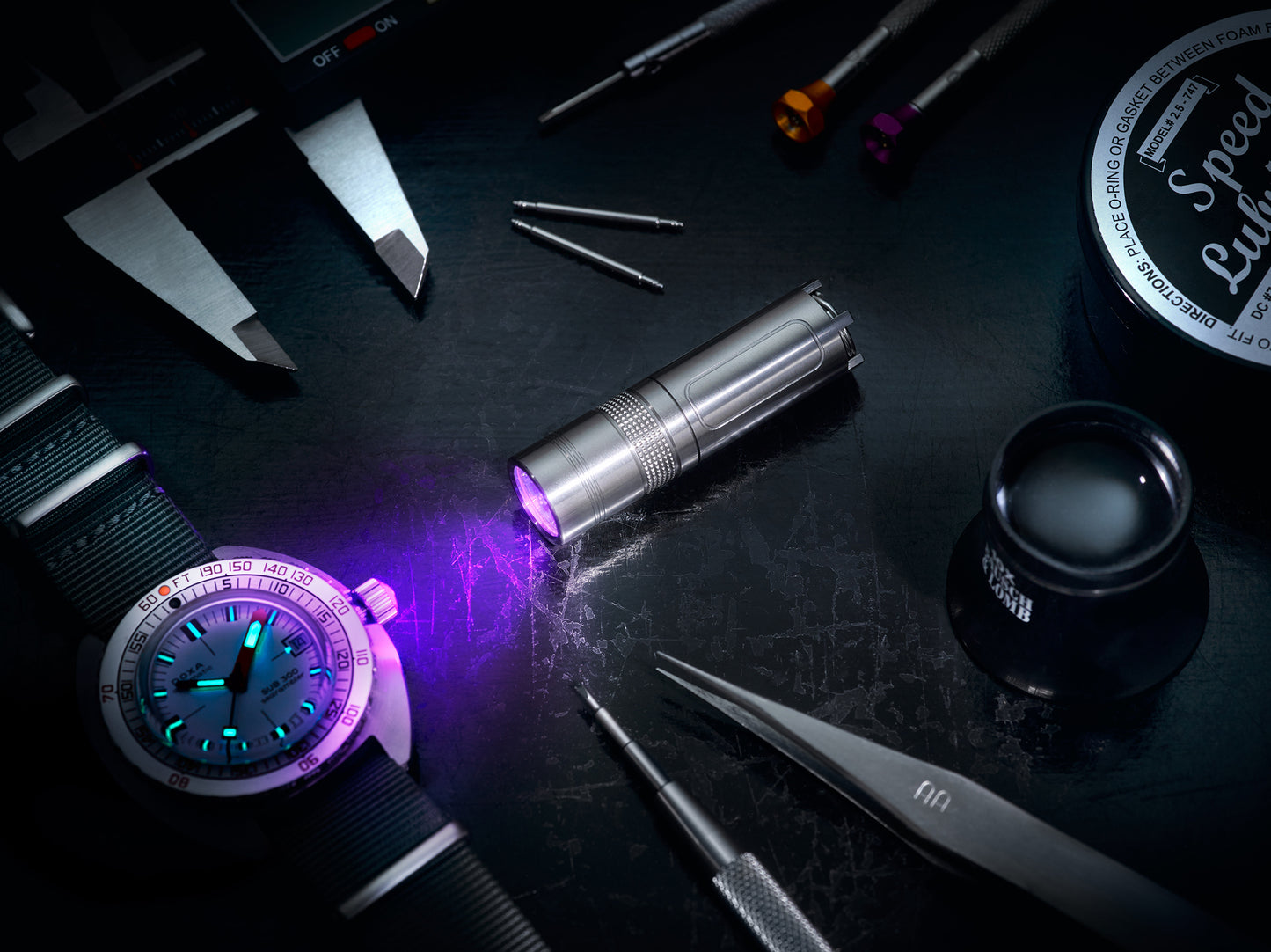 Maus UV Electric Torch - Titanium Analog:Shift Exclusive Edition by Muyshondt