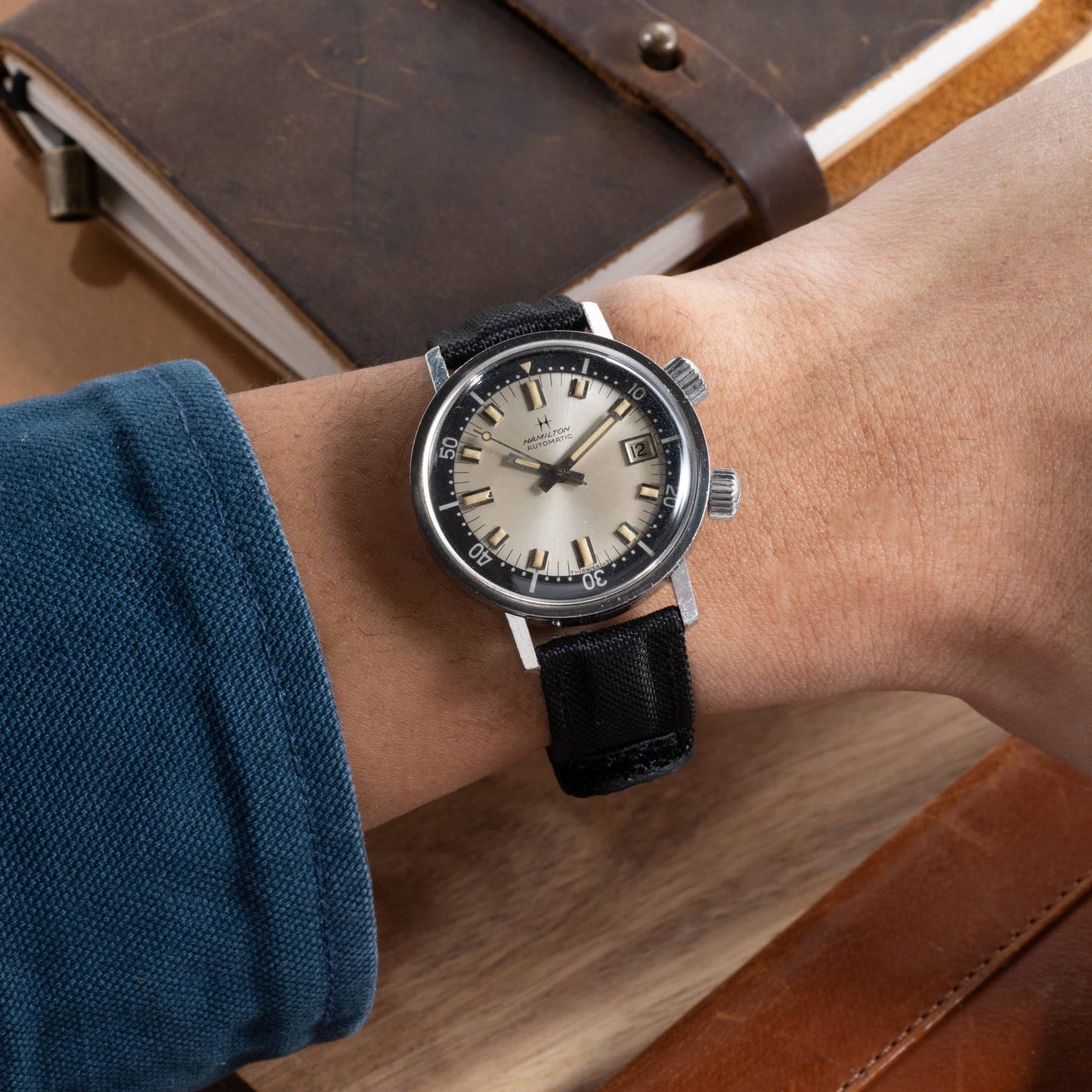 StrapHabit x Analog:Shift Black Hook-and-Loop Elastic Quick-Release Watch Strap