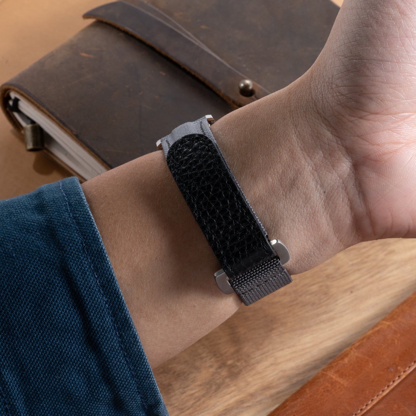 StrapHabit x Analog:Shift Grey Hook-and-Loop Elastic Quick-Release Watch Strap