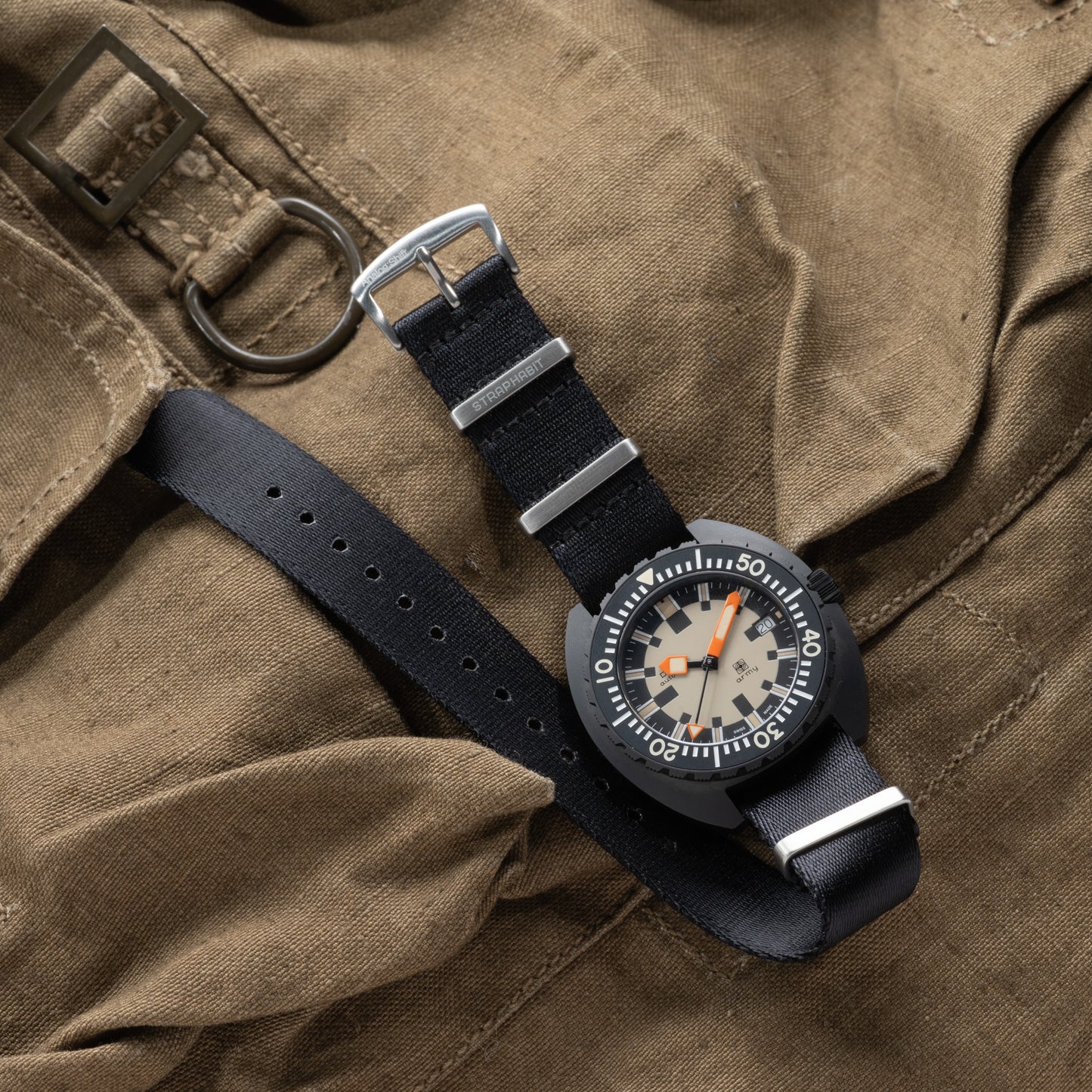 StrapHabit x Analog:Shift Black Seat Belt Pass-Through Military-Style Strap