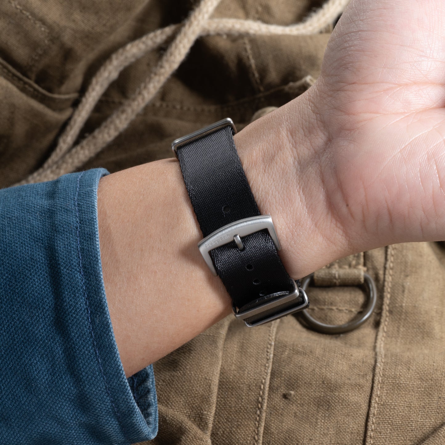 StrapHabit x Analog:Shift Black Seat Belt Pass-Through Military-Style Strap