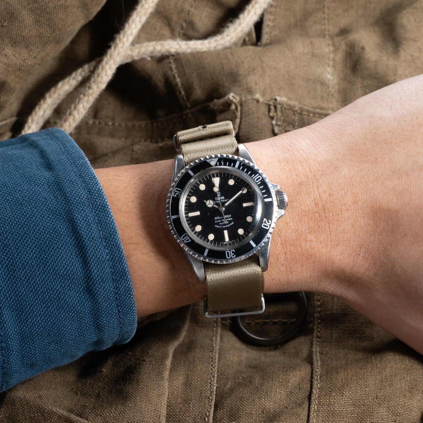 StrapHabit x Analog:Shift Khaki Seat Belt Pass-Through Military-Style Strap