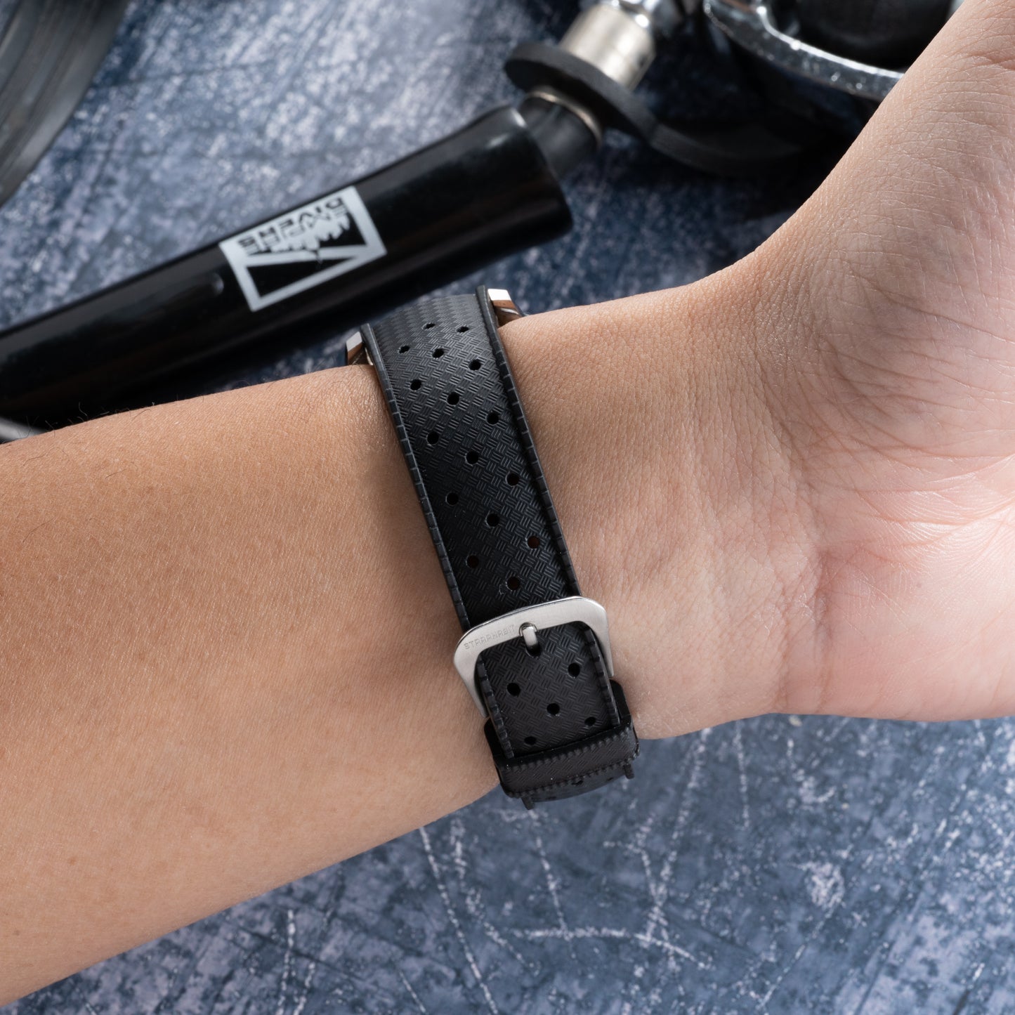 StrapHabit x Analog:Shift Black Tropical Retro-Style FKM Rubber Quick-Release Strap
