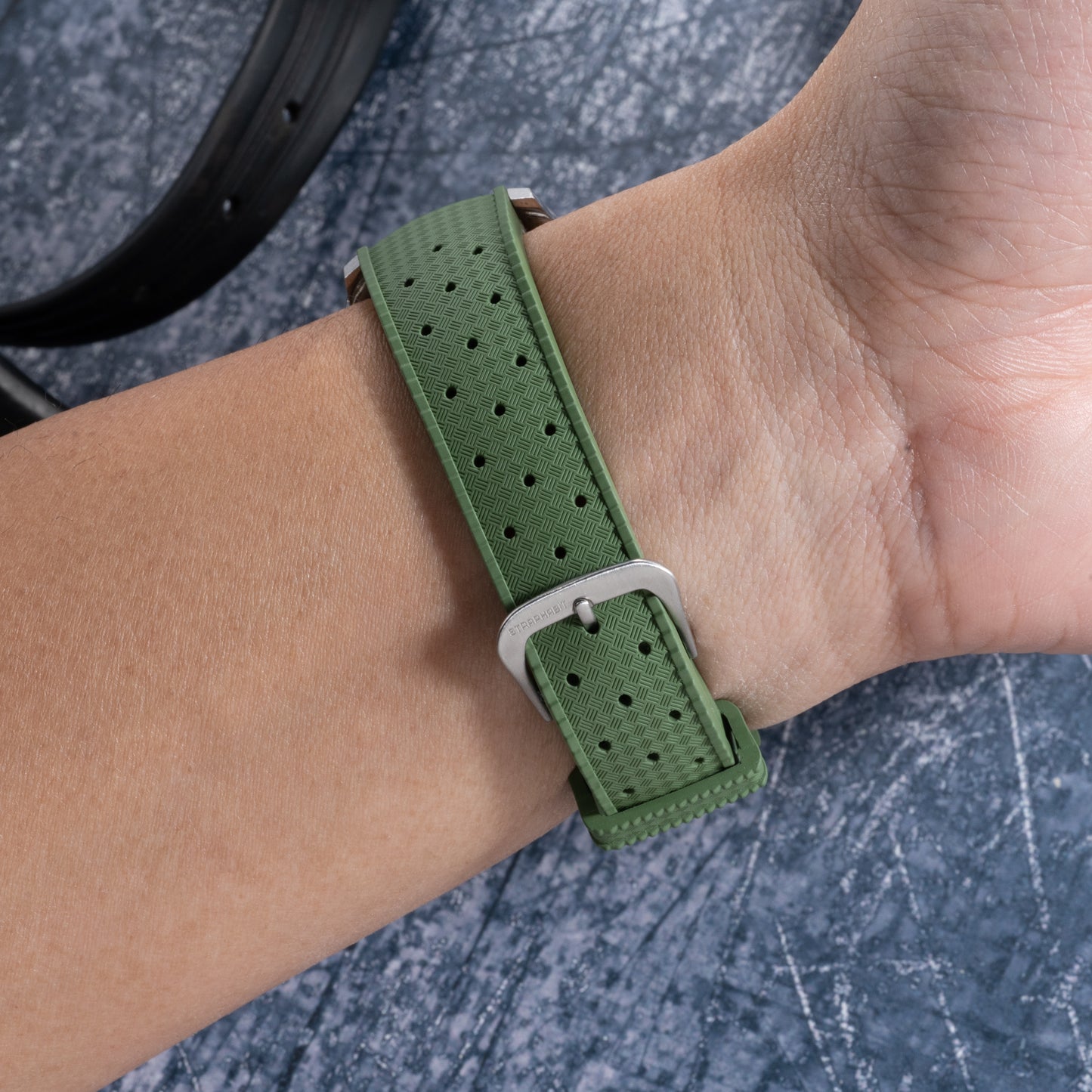 StrapHabit x Analog:Shift Green Tropical Retro-Style FKM Rubber Quick-Release Strap
