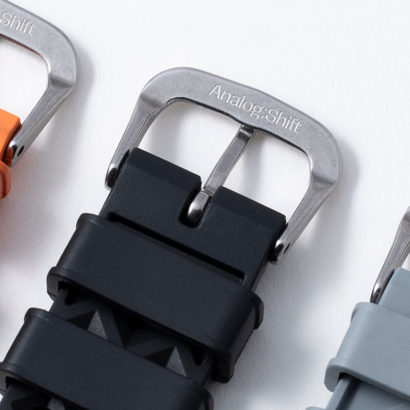 StrapHabit x Analog:Shift White Tropical Retro-Style FKM Rubber Quick-Release Strap