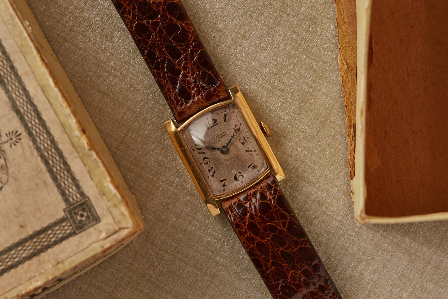 A.L. Emeraude Gent's Yellow Gold Tank Watch