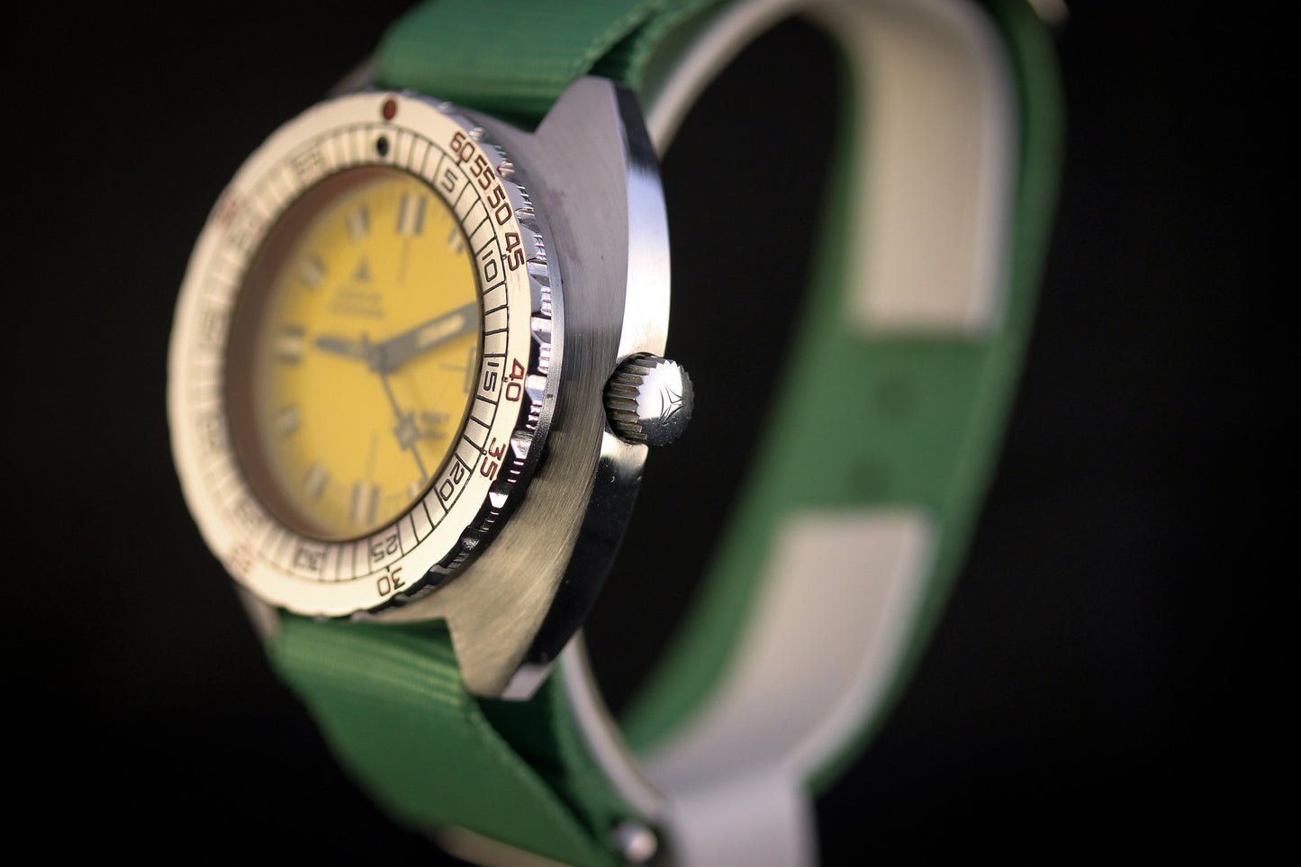 DOXA Sub 300T Divingstar