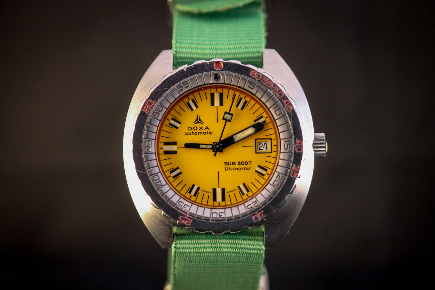 DOXA Sub 300T Divingstar