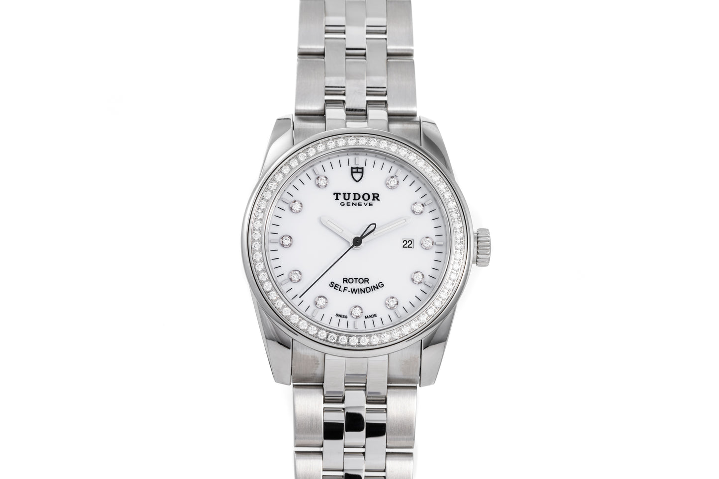 Tudor Glamour Date