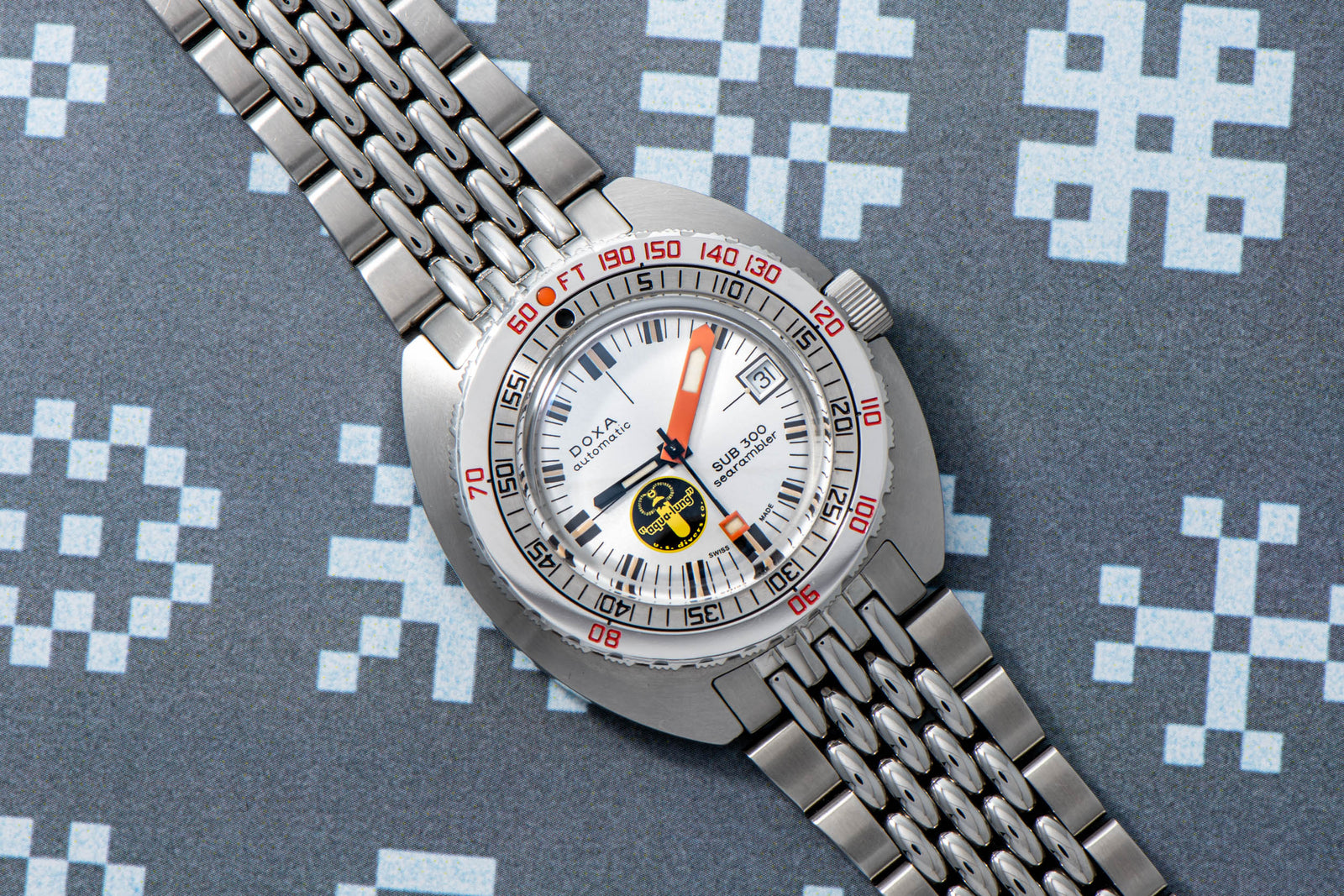 DOXA Sub 300 Searambler 'Silver Lung'