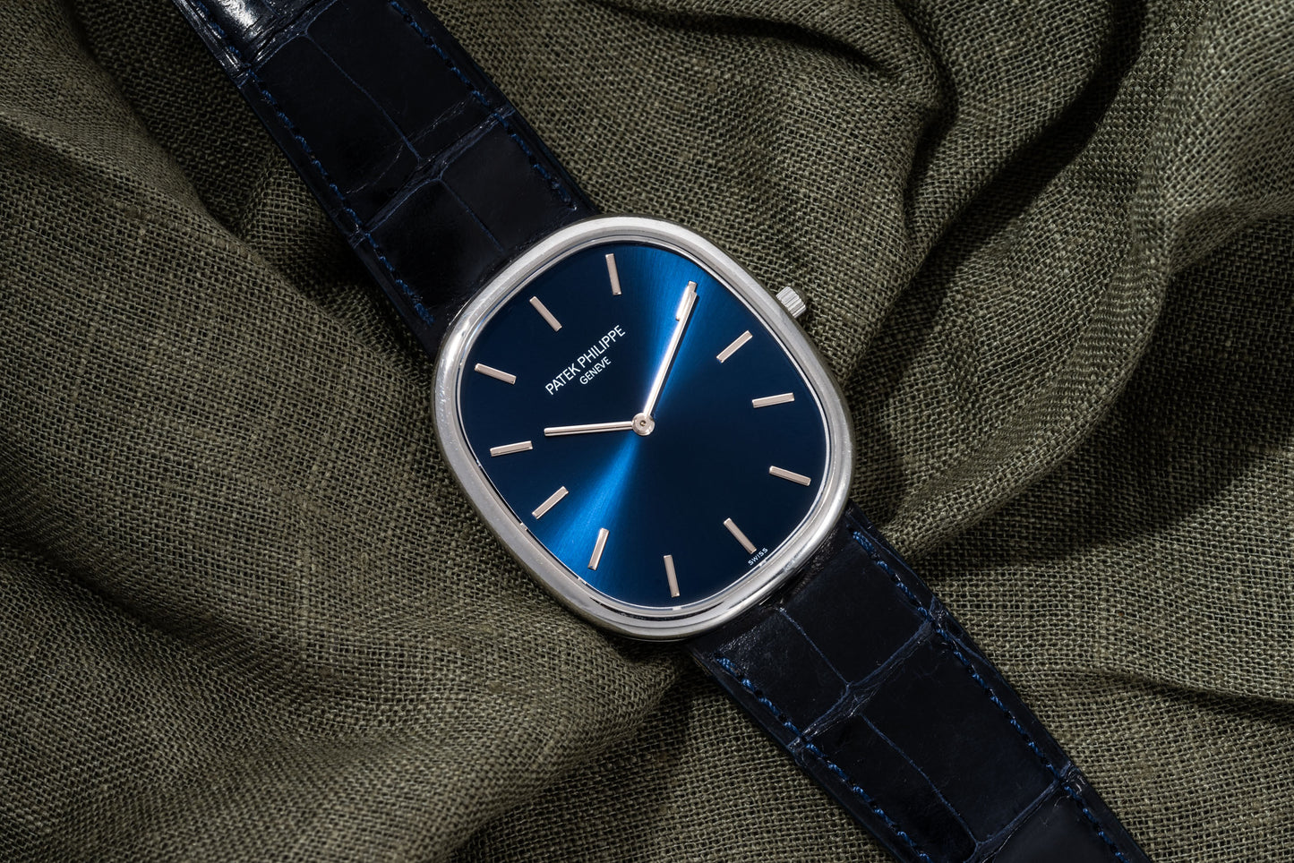 Patek Philippe Jumbo Ellipse Platinum