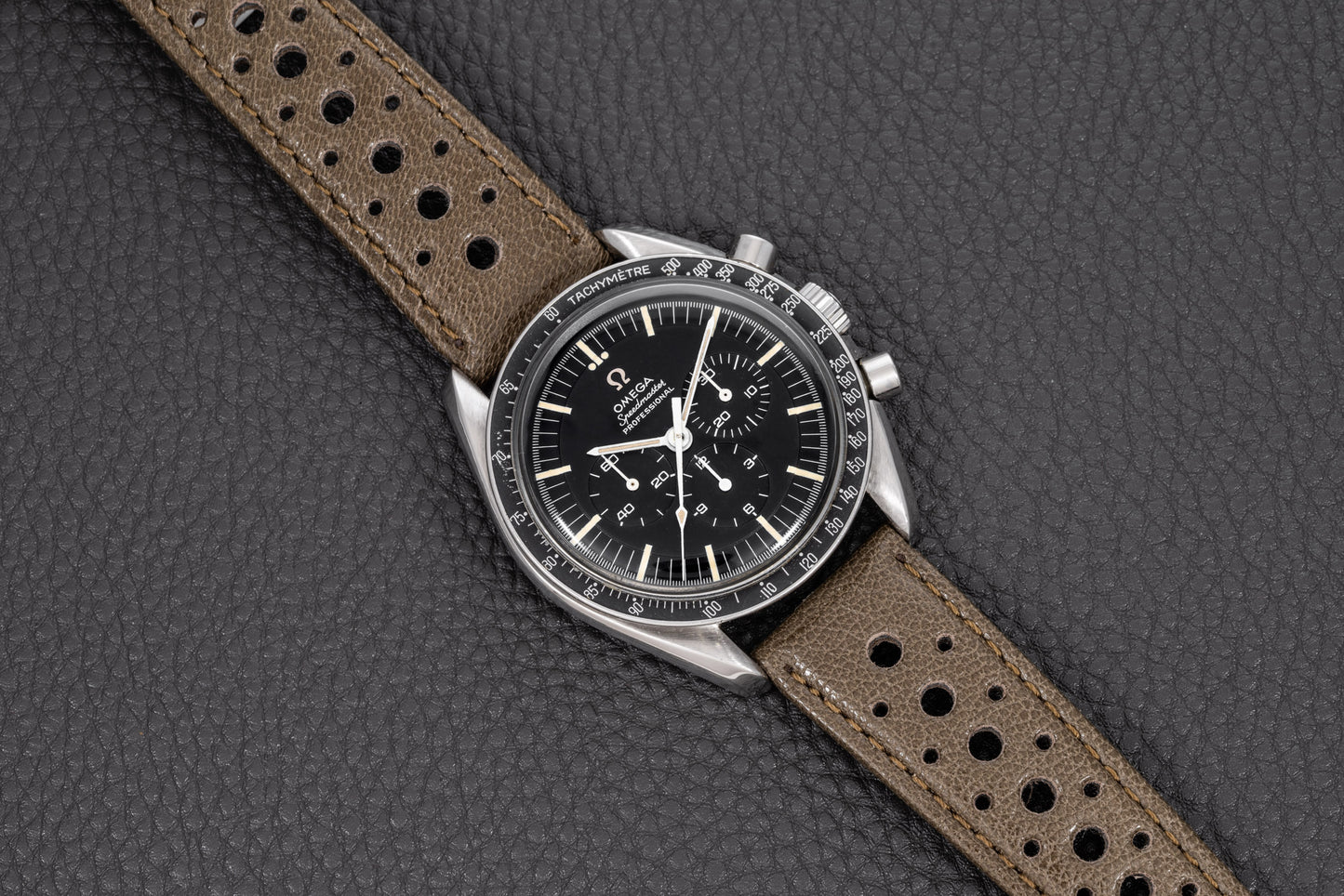 Omega Speedmaster Professional