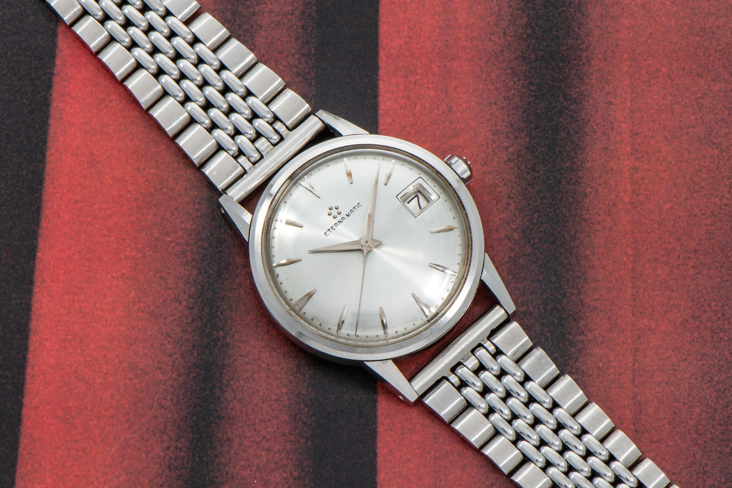 Eterna Eterna-Matic Date