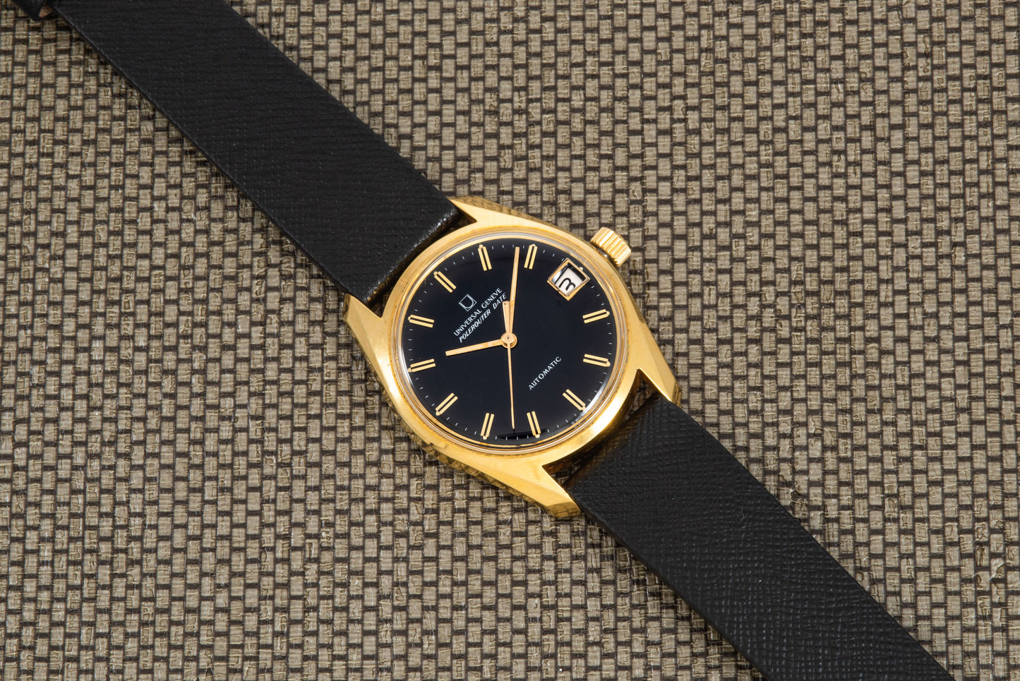 Universal Genève Polerouter Date