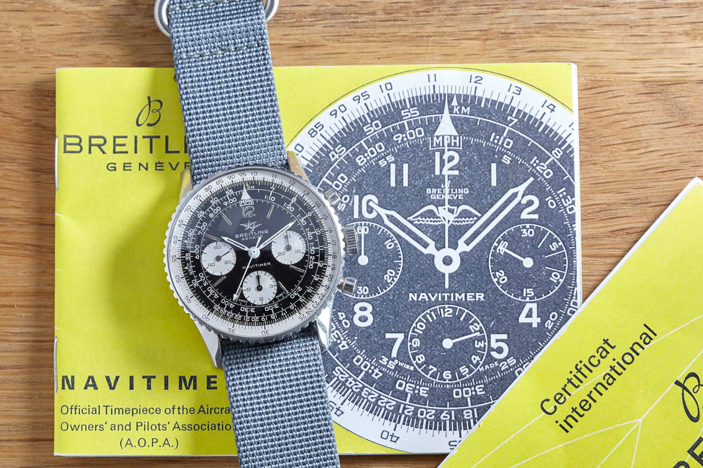 Breitling Navitimer