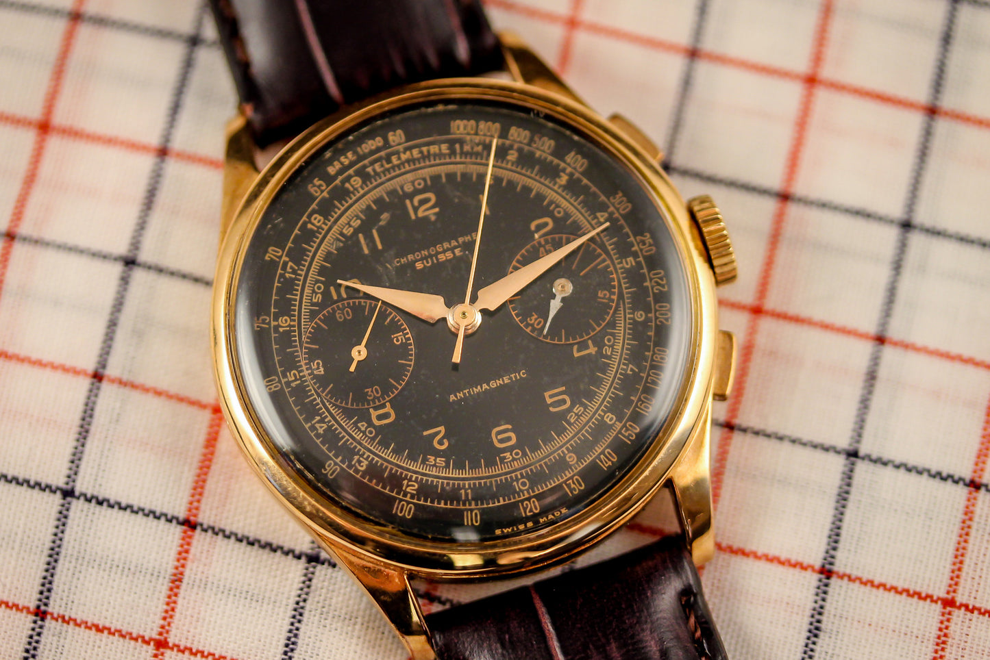 Chronographe Suisse - Rare Back Dial