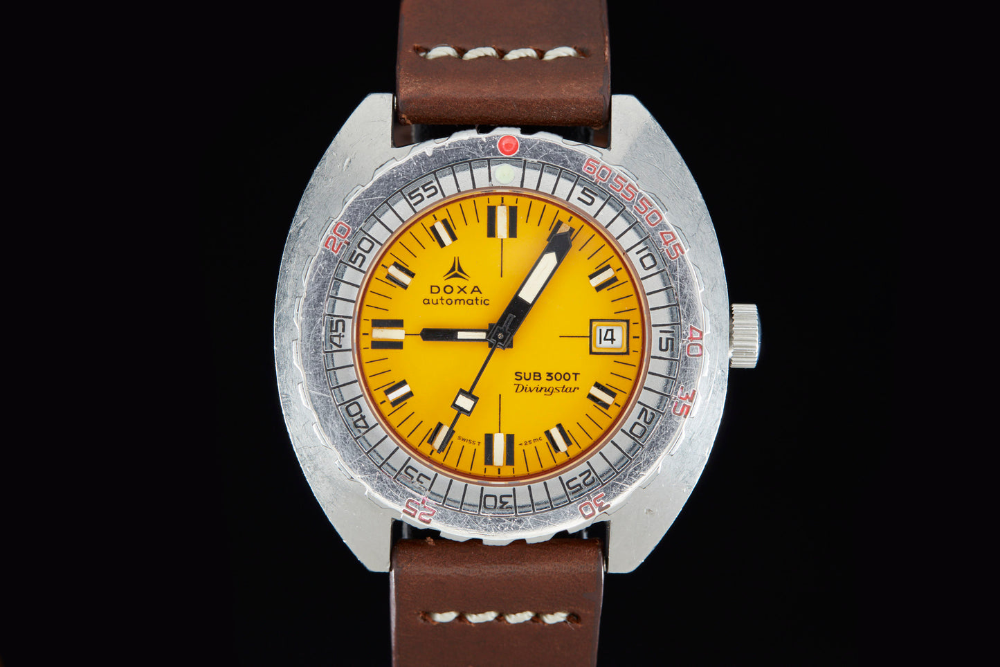 DOXA Sub 300T Divingstar