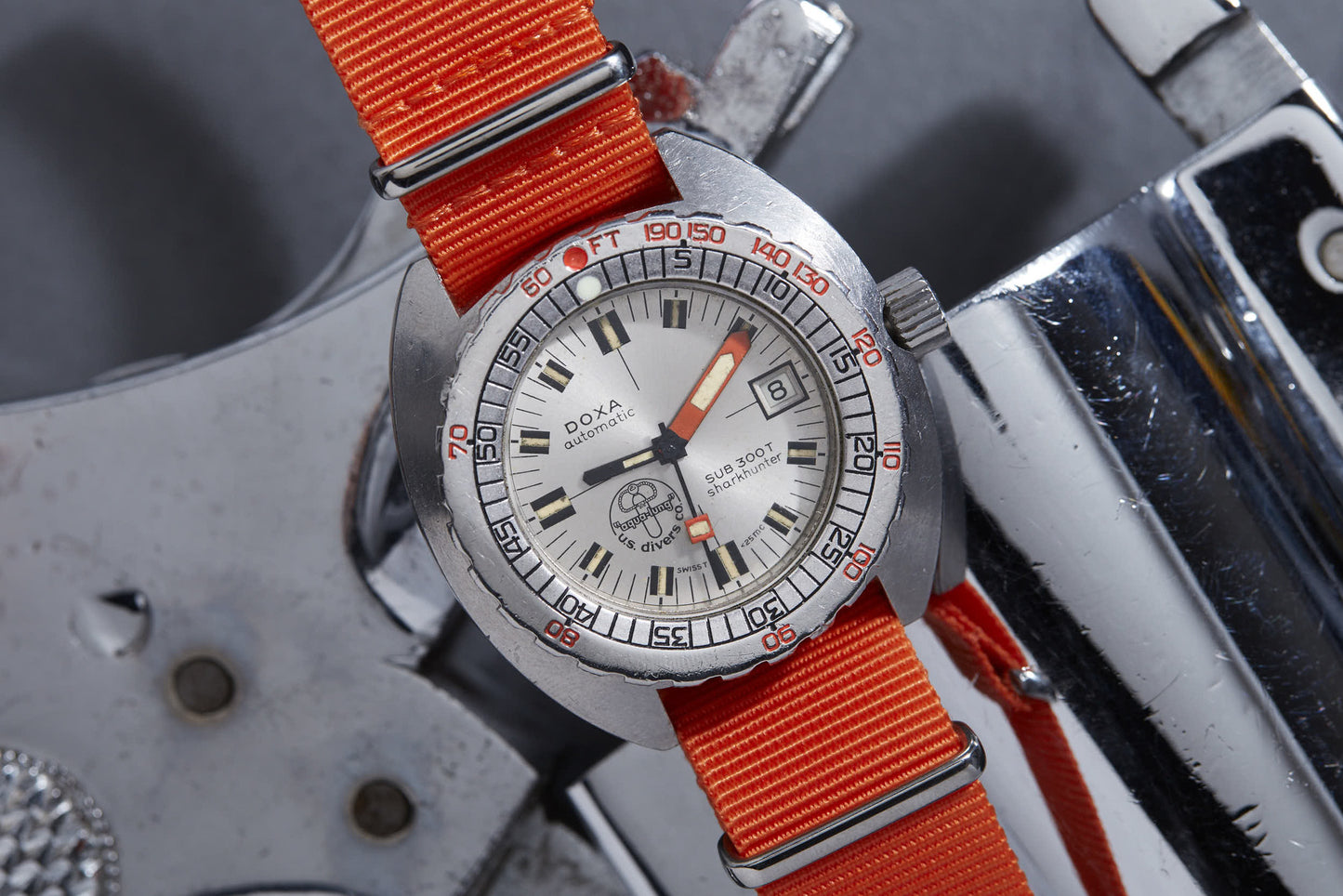 DOXA Sub300T Sharkhunter