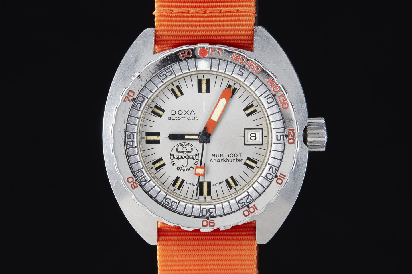 DOXA Sub300T Sharkhunter