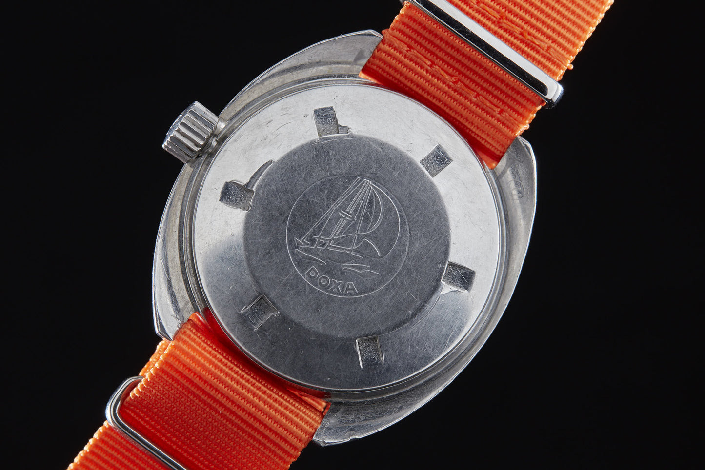 DOXA Sub300T Sharkhunter