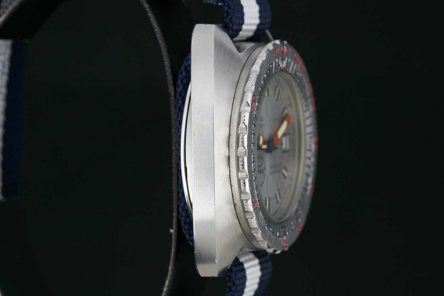 Doxa Sub 300T Searambler