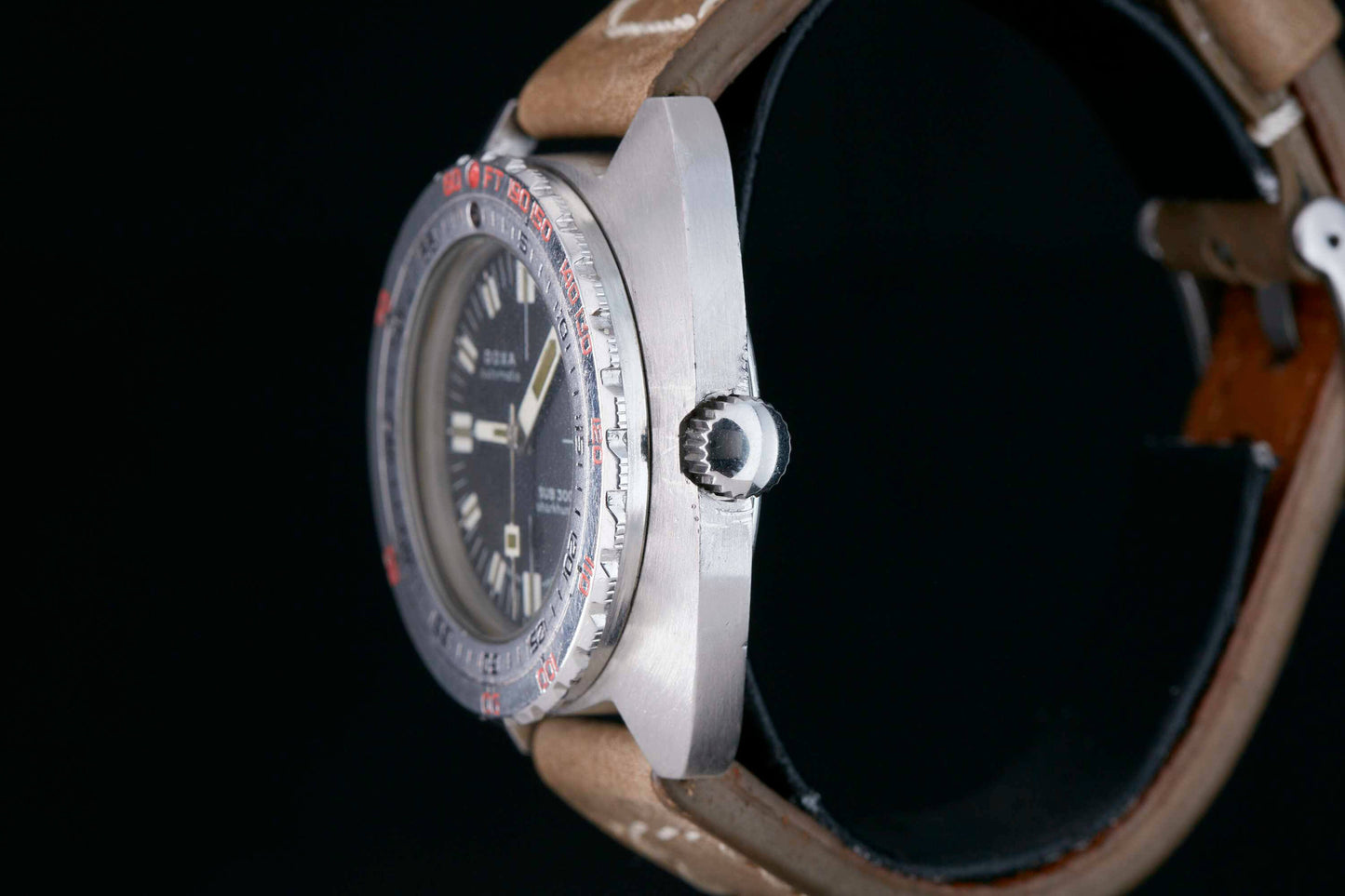 DOXA Sub300T Sharkhunter