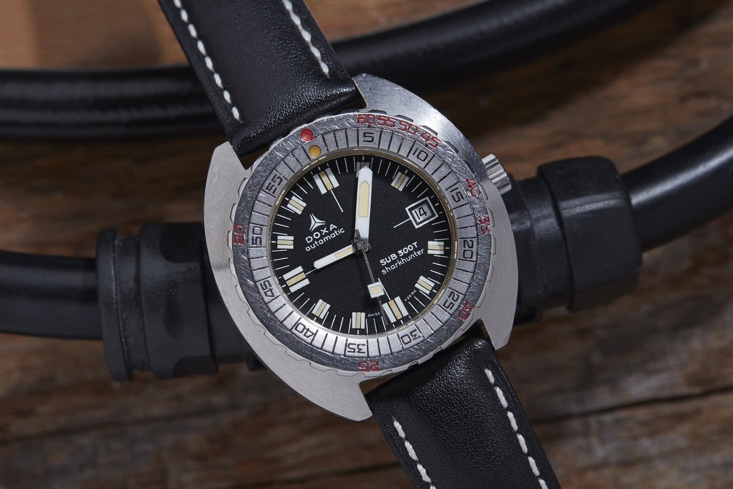 DOXA Sub 300T Shark Hunter