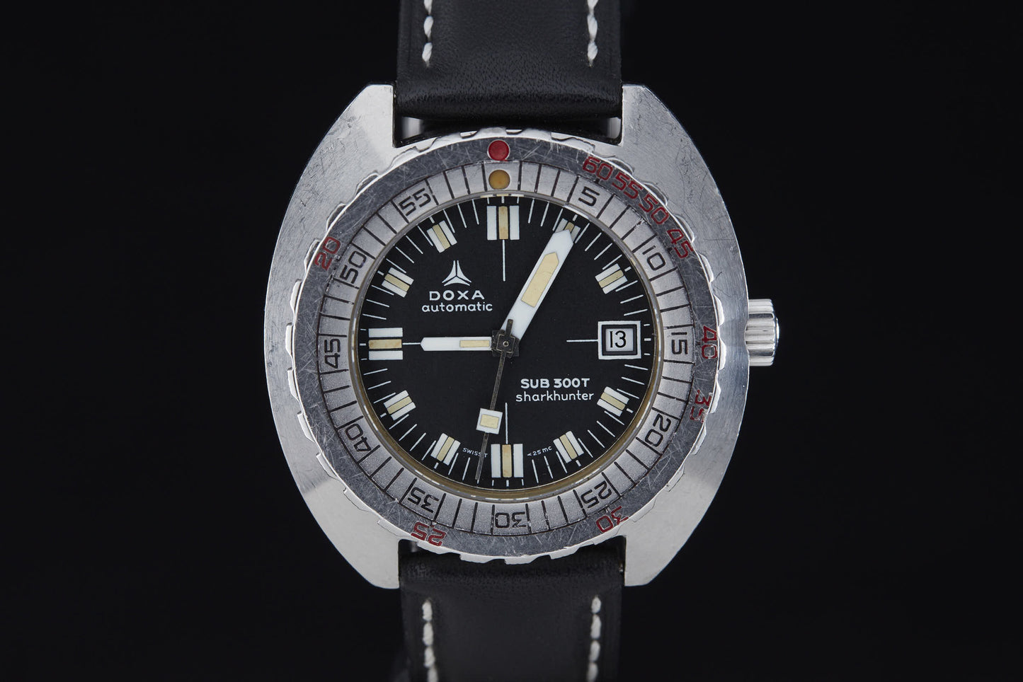 DOXA Sub 300T Shark Hunter