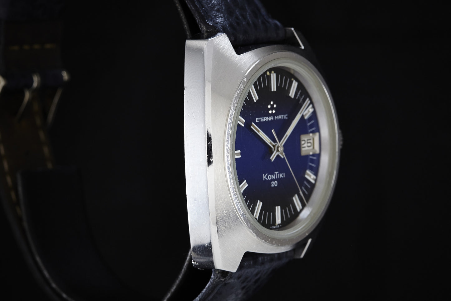 Eterna-matic Kon Tiki 20 Gradient Dial