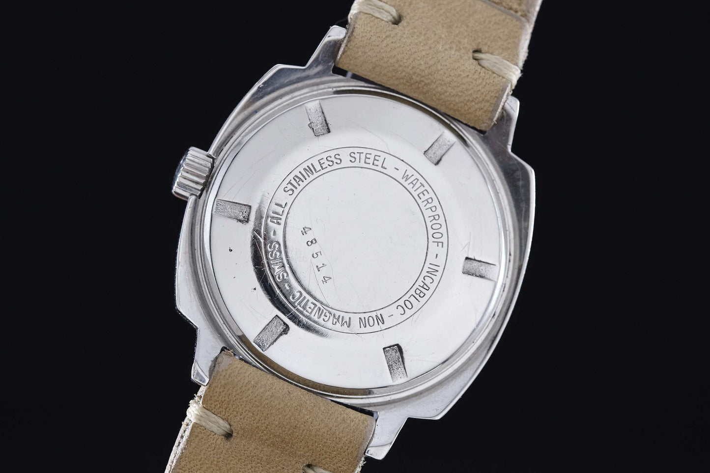 Gruen Cushion Case Diver