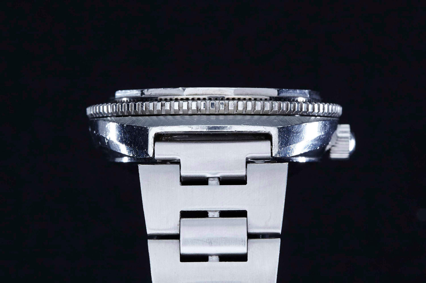 Gruen Cushion Case Diver