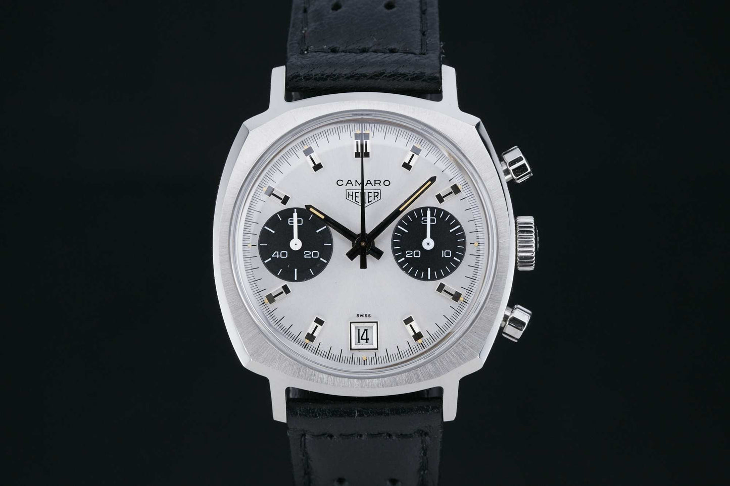 Heuer Camaro Panda Date