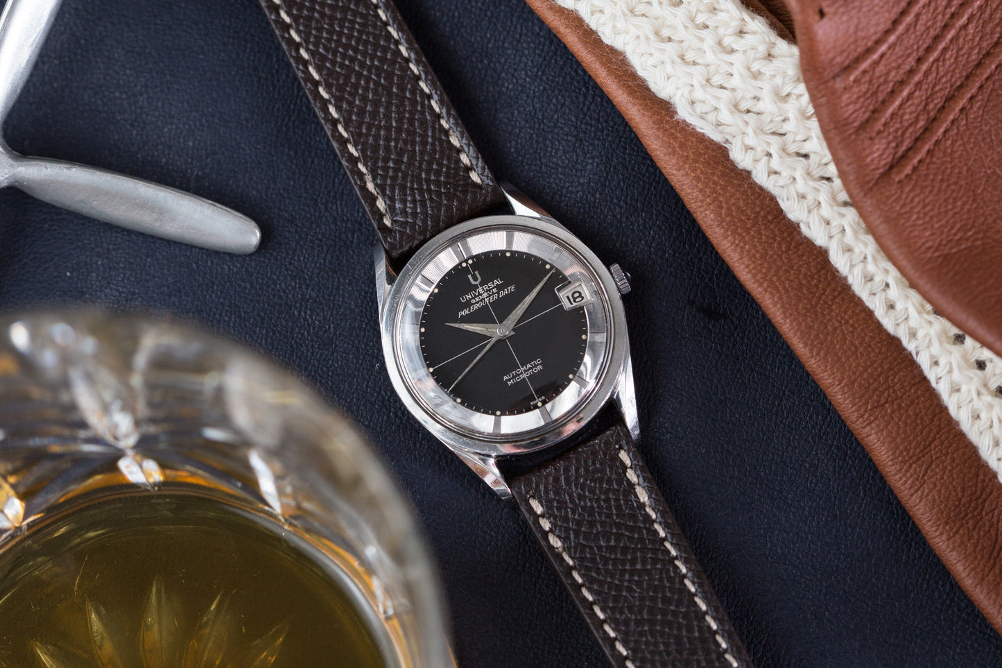 Universal Genève Polerouter Date