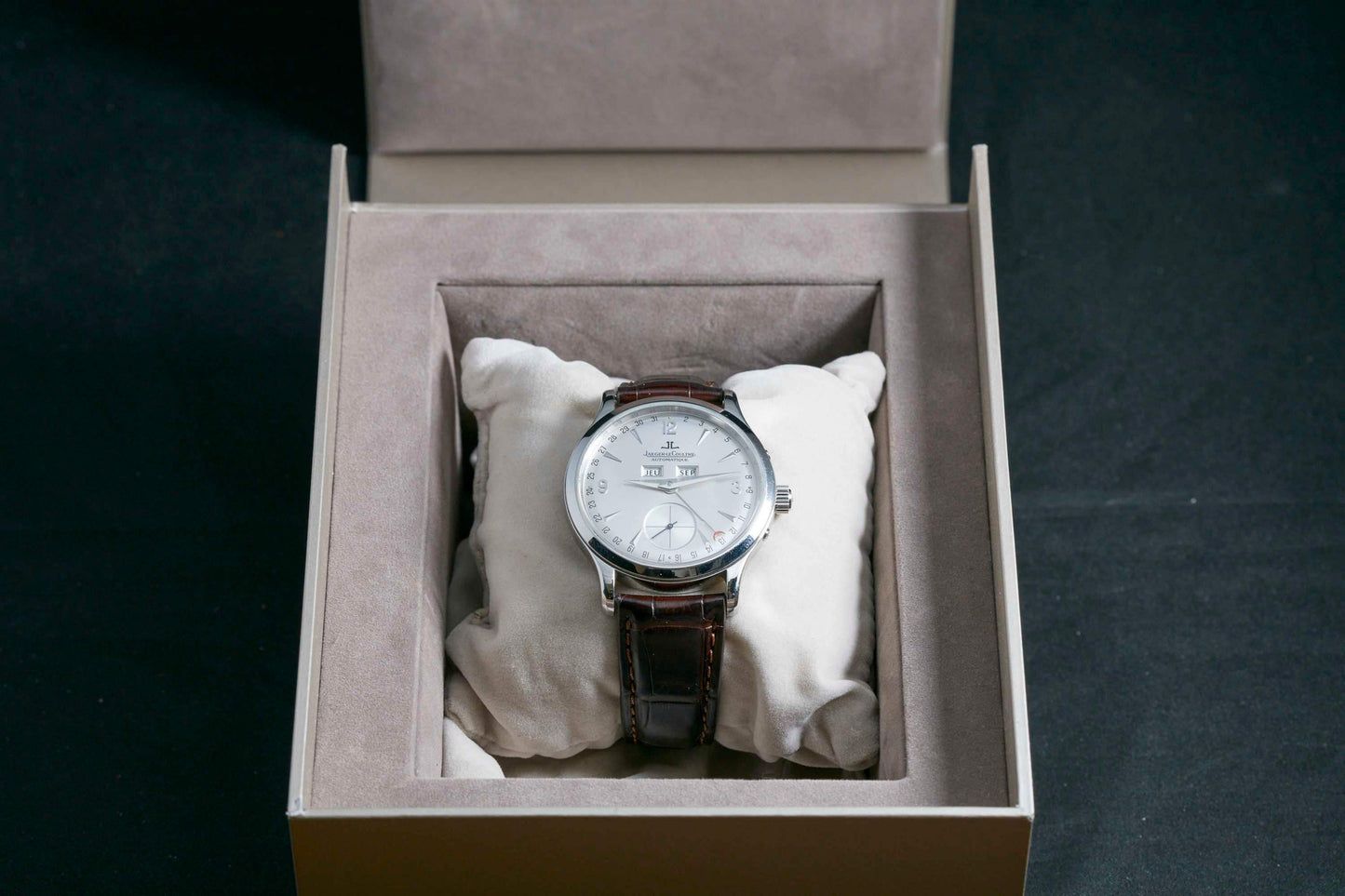 Jaeger-LeCoultre Master Control Triple Date