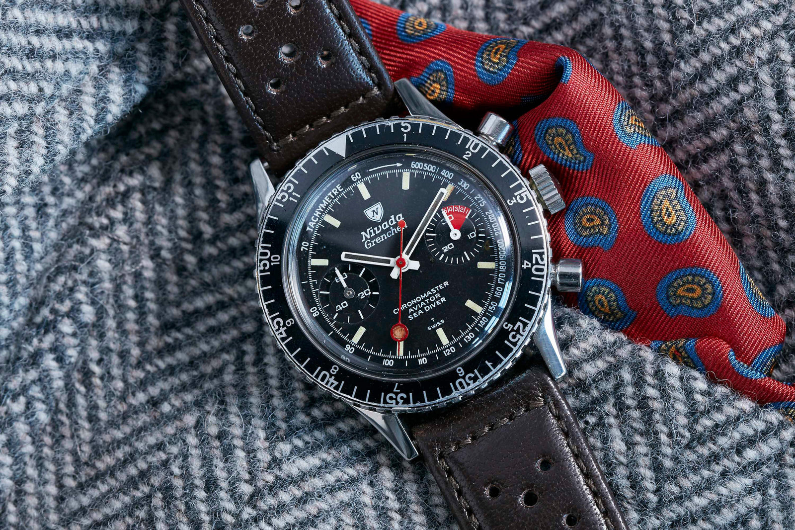 Nivada Grenchen Chronomaster