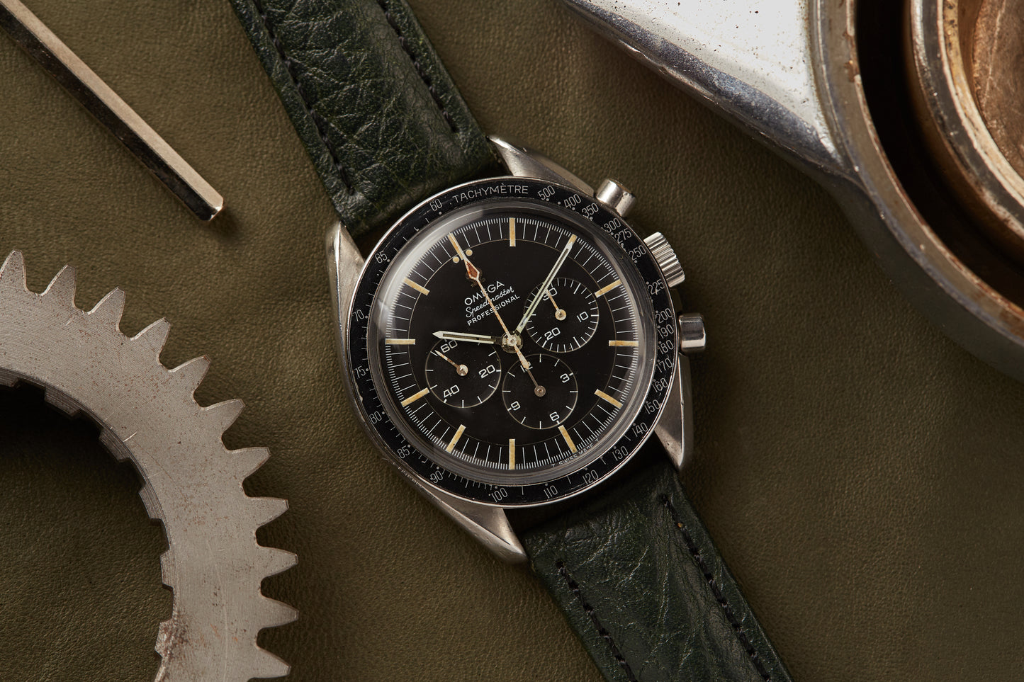 Omega Speedmaster Professional