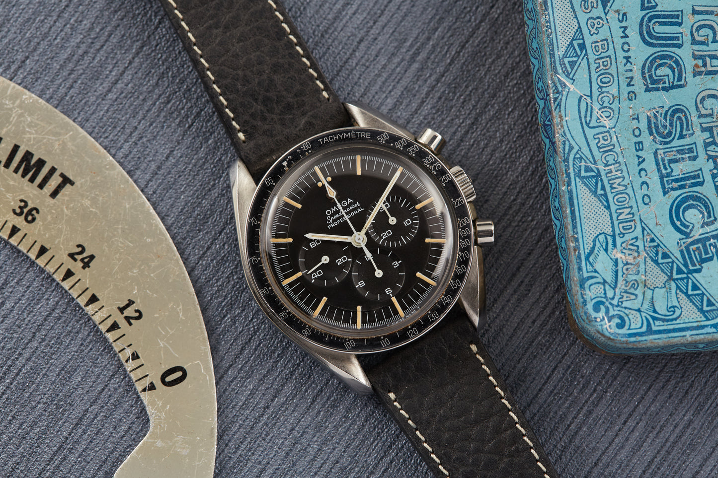 Omega Speedmaster Professional