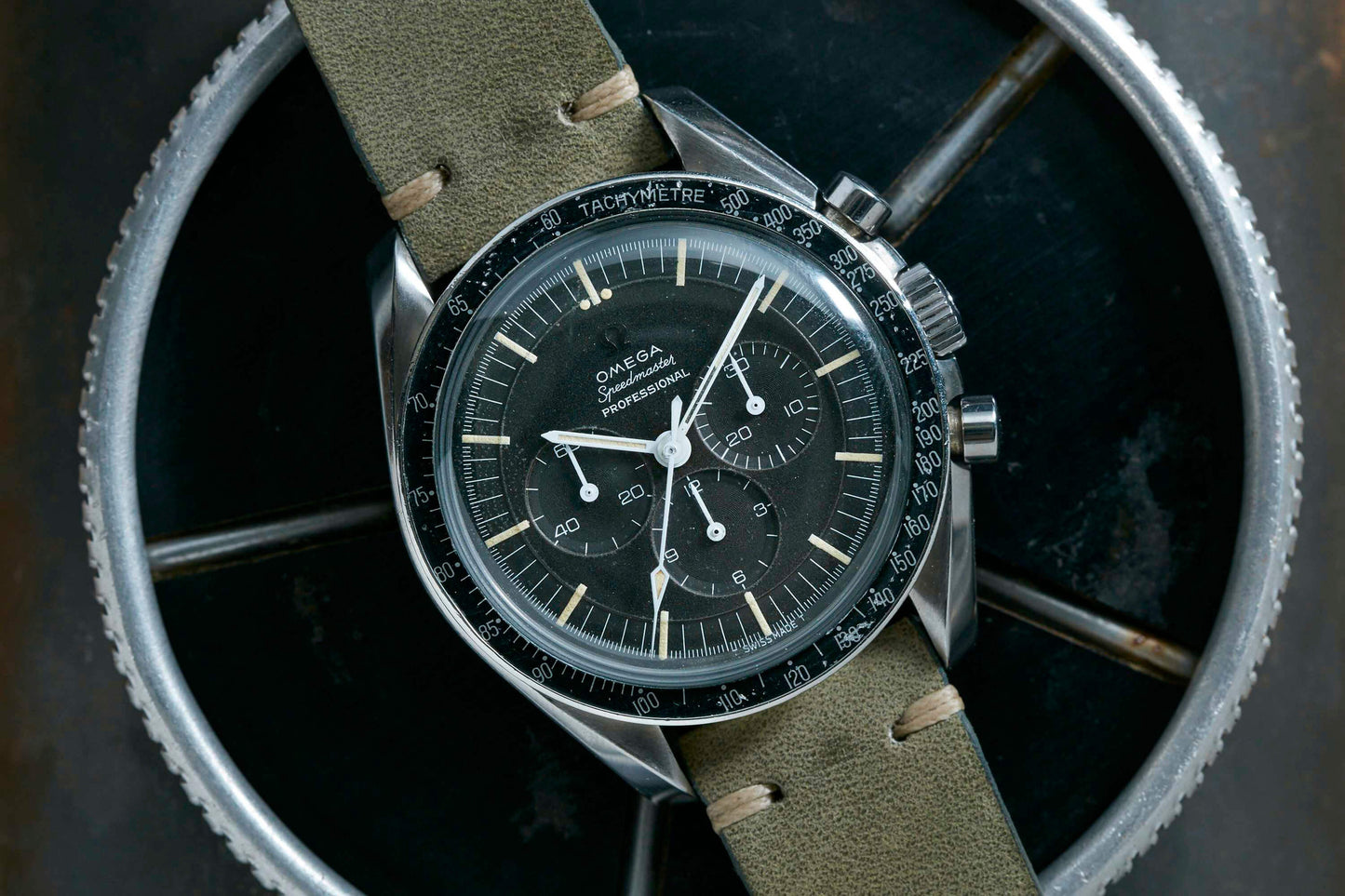 Omega Speedmaster Professional