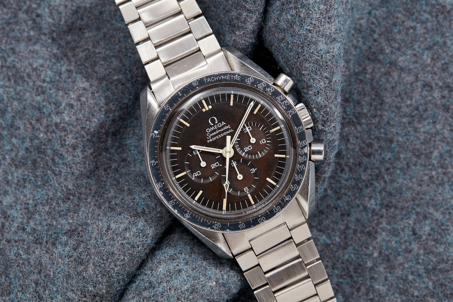 Omega Speedmaster Professional