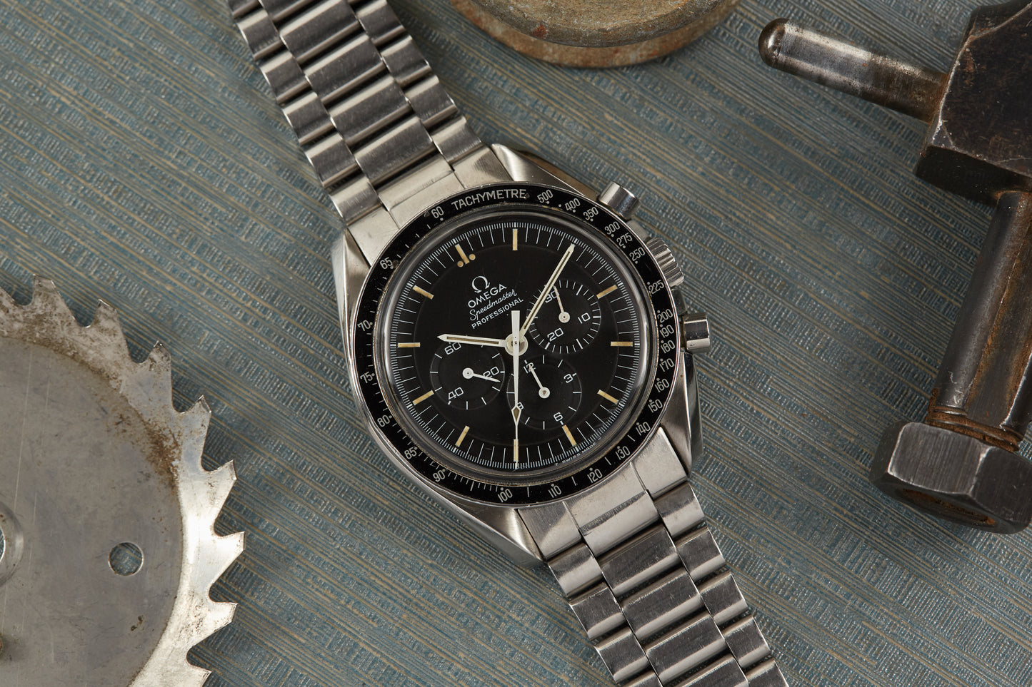 Omega Speedmaster Professional