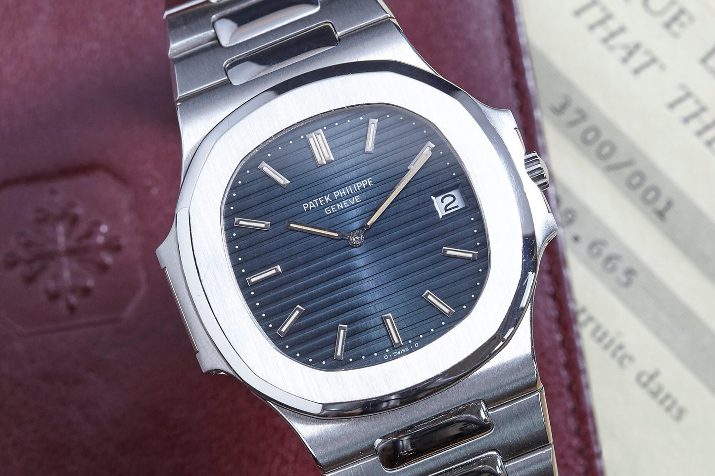 Patek Philippe Nautilus Jumbo