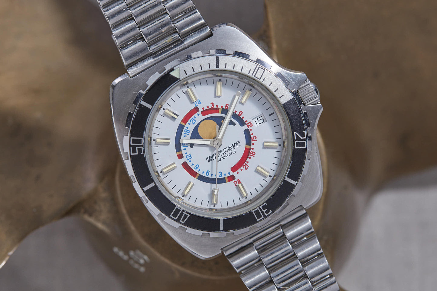 Reflucta Tidal Moonphase Diver