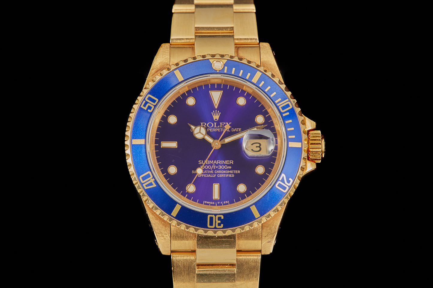 Rolex Submariner Date 18k Yellow Gold