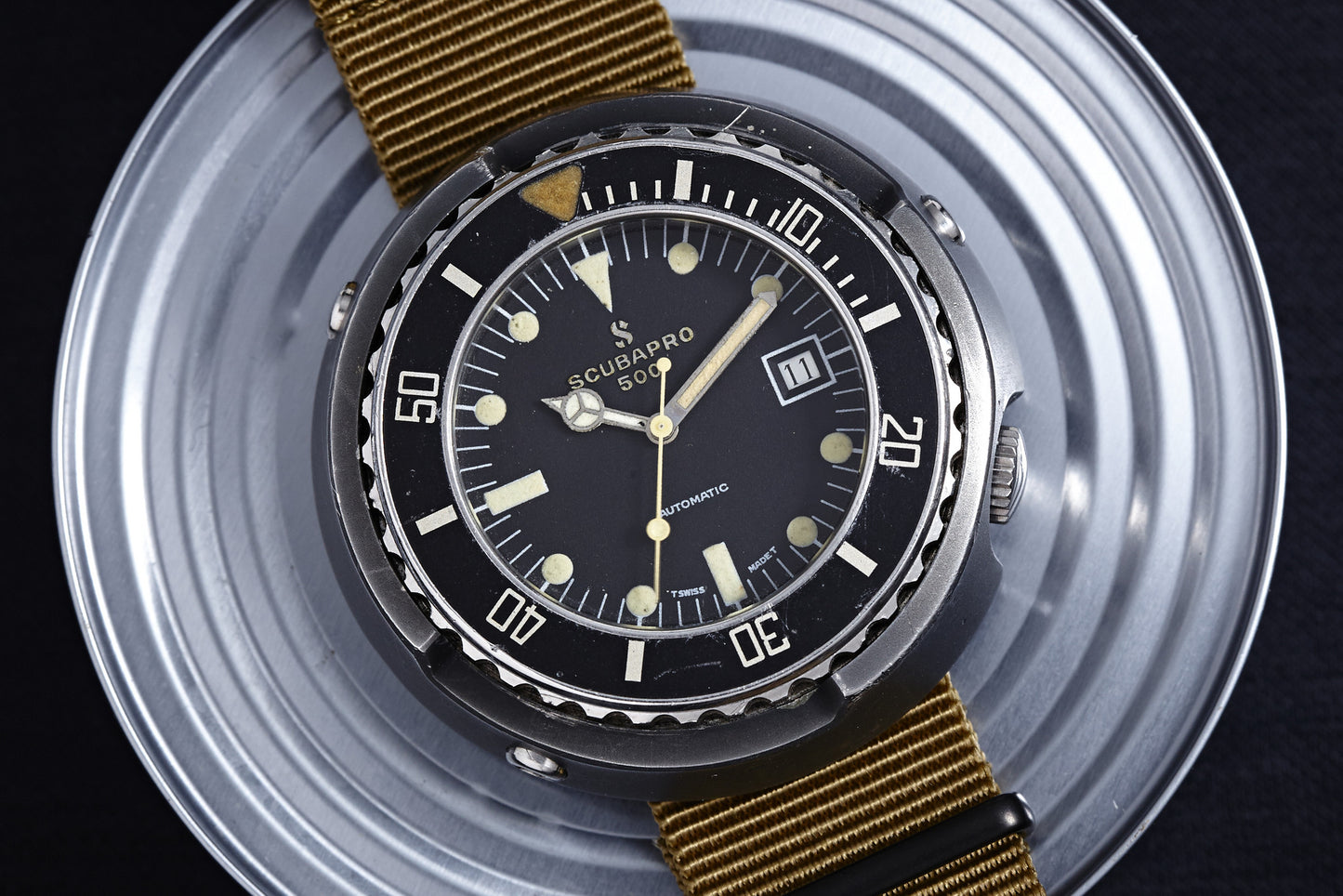 Scubapro "Tuna Can" 500 Meter Professional Diver