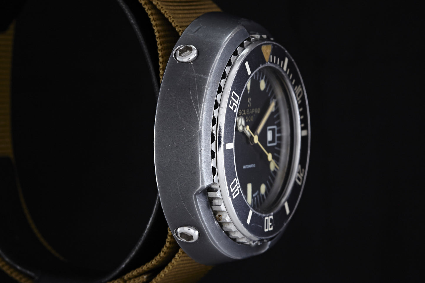 Scubapro "Tuna Can" 500 Meter Professional Diver