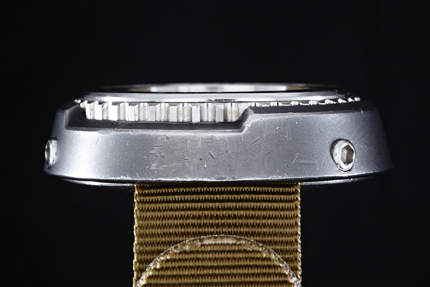 Scubapro "Tuna Can" 500 Meter Professional Diver