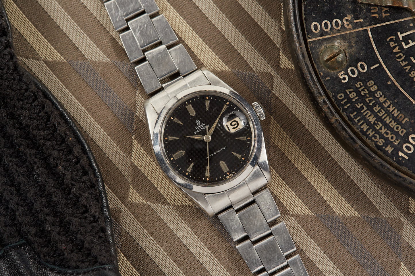 Tudor Prince Honeycomb