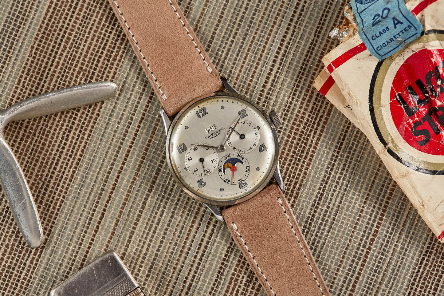 Universal Genève Calendar Moonphase